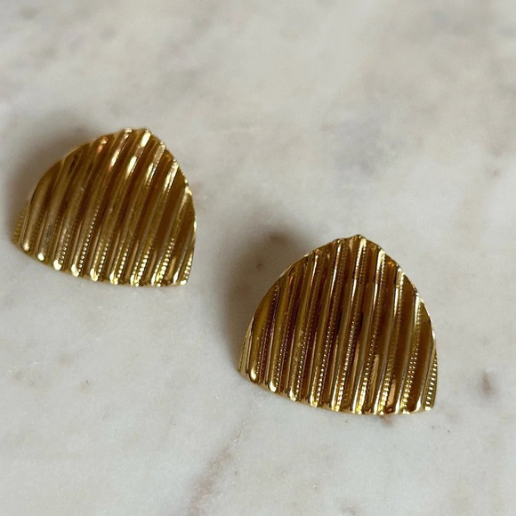 Vintage Jewelry - Vintage Gold Tone Large Statement Earrings Triangle Scalloped Teaxture
